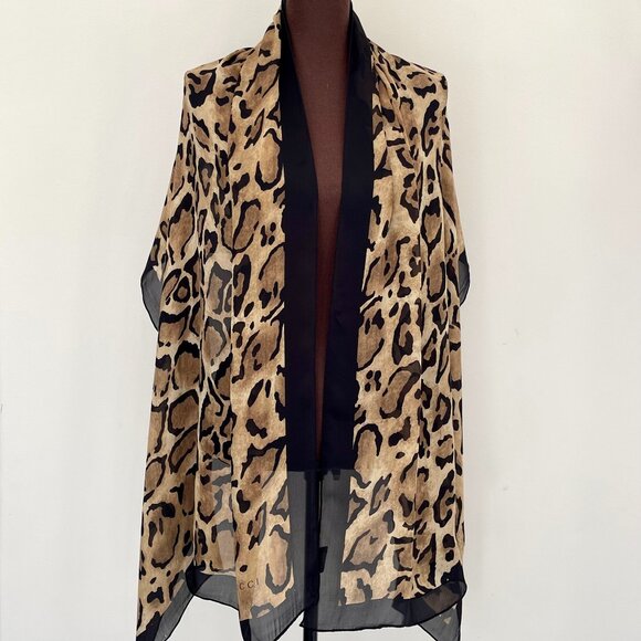New Gucci Animal Print Stole Silk Satin Scarf with Gucci Box - Picture 16 of 16